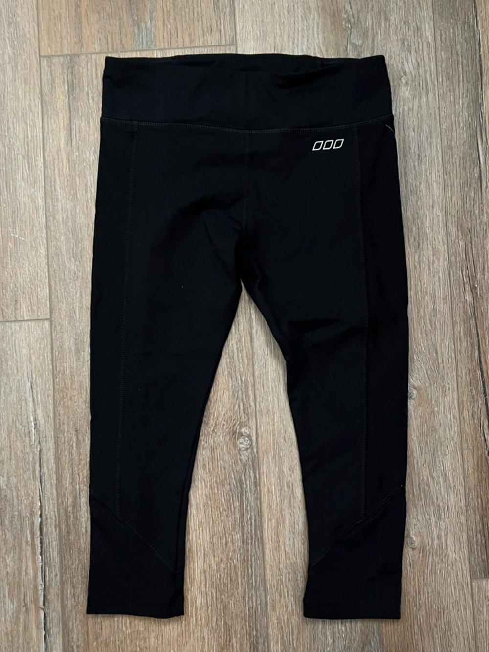 Lorna Jane cropped tights